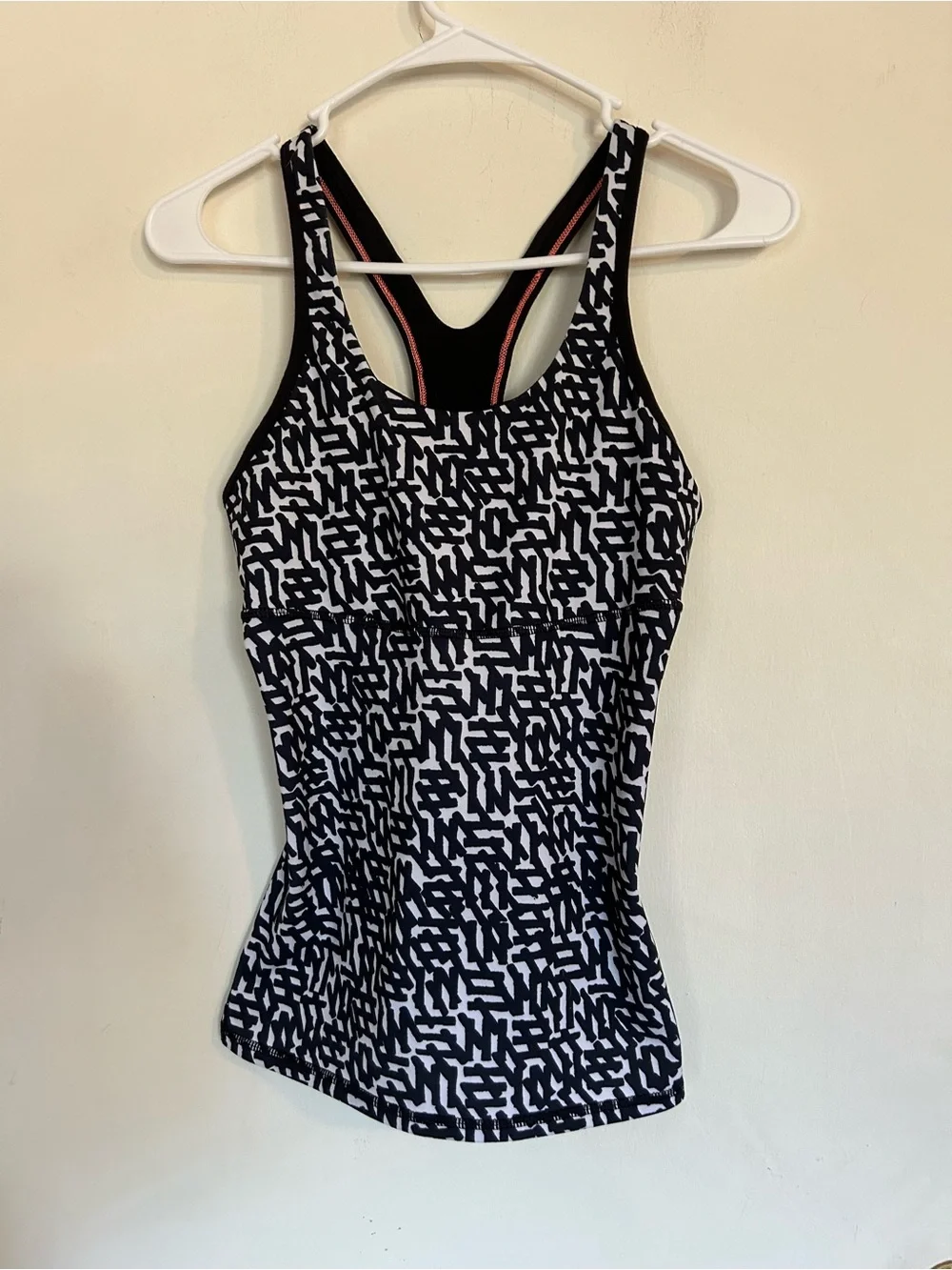 Lululemon crossback tank top black white mesh cutout Size 6